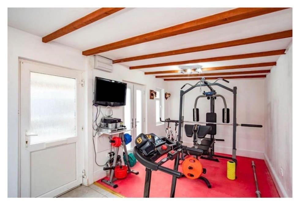 2 Bed - Walking Distance To Harry Potter Studio Watford  Ngoại thất bức ảnh